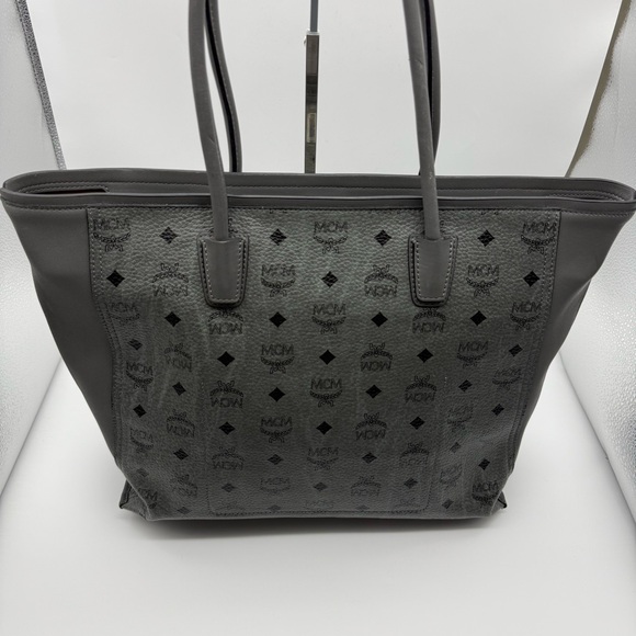 MCM Monogram Visetos Top Zip Shopper Tote Grey - Picture 15 of 16